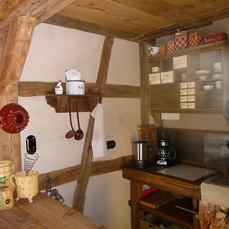 Rouge Eglantine * Salenthal